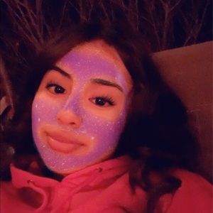 Meet your Posher, Areli